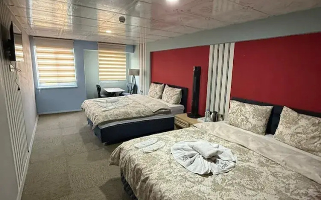 Nigrum Otel