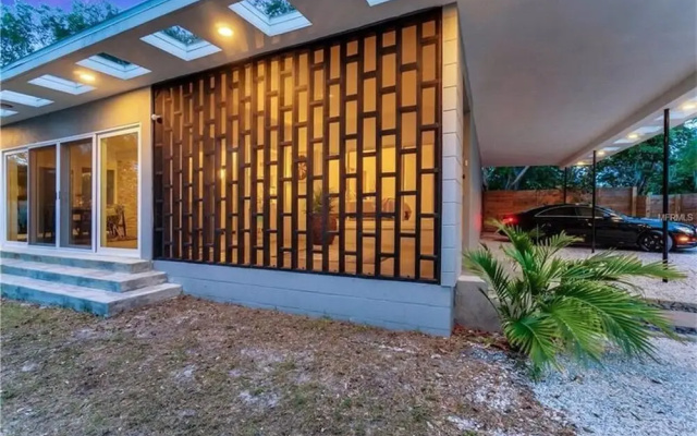 Calle de Peru by Beachside Management