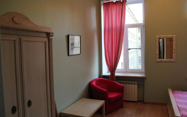 Randhouse Morskaya B&B