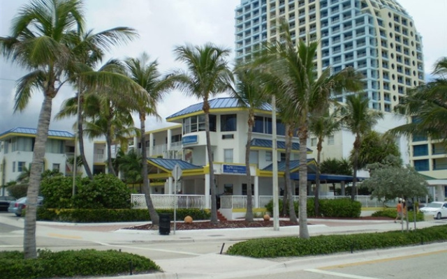 Avalon Waterfront Inn