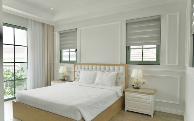 V120 The Signature Tropical Villa