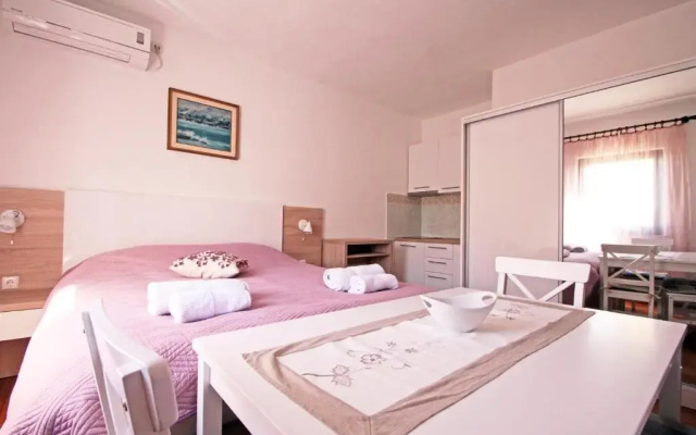 Apartments Kondrić