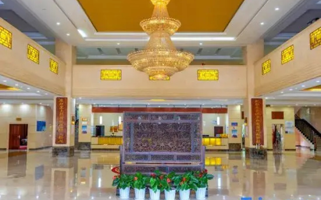 Yimenjun Township Hotel