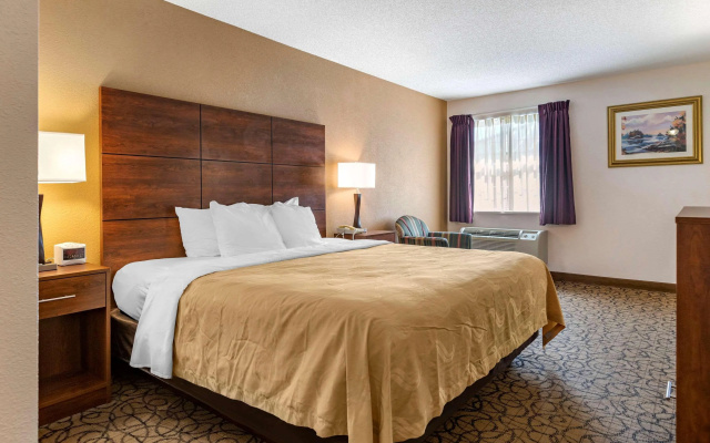 Quality Inn & Suites Manistique