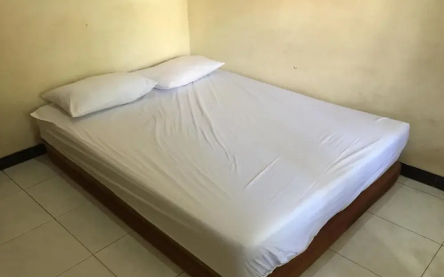 Hotel O Homestay Bu Sun SyariahNearTaman Rekreasi & Pemandian Taman Suruh