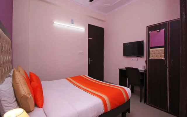 OYO 9338 Hotel InTown