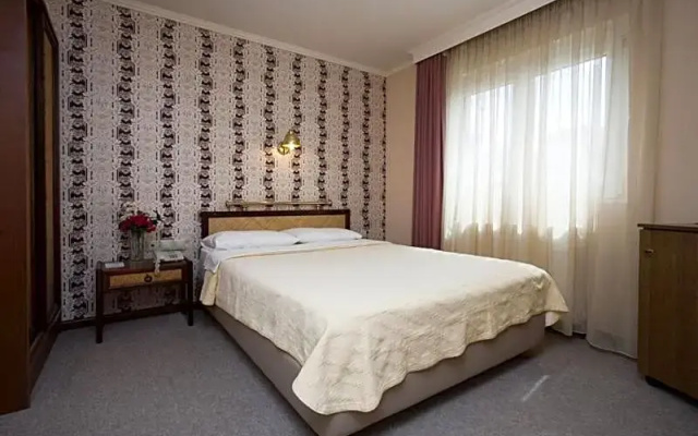 Olympos Hotel