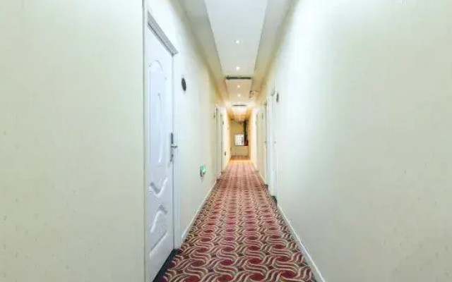 V8 Theme Hotel