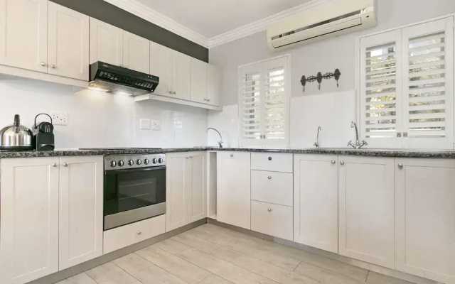 Winelands Golf Lodges 24