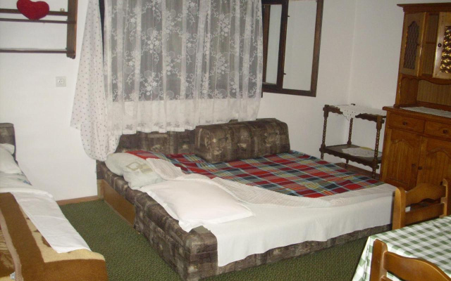 Guest House Nada