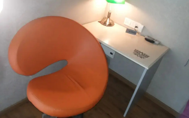 Sams Snooze At My Space