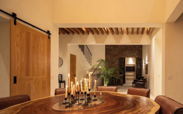 HOLT Parque Juarez Privada 5BR Villa