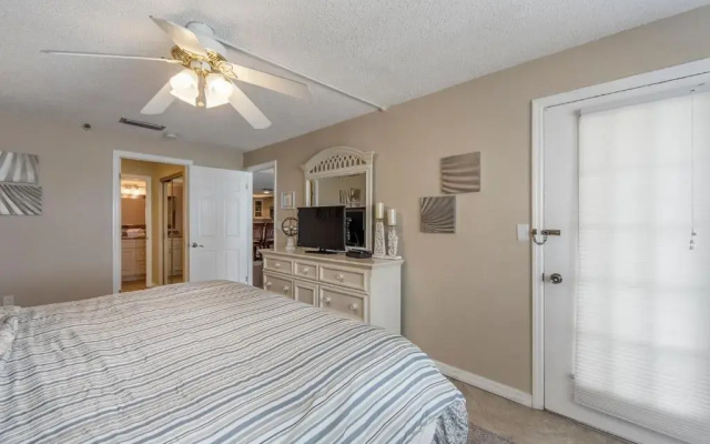 #308 Beach Place Condos