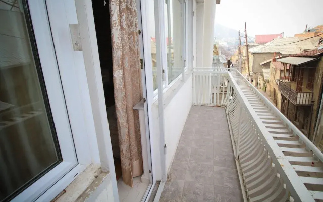 Metekhi Gallery