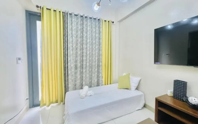 Mactan Newtown Omp Family Room