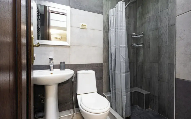 Apartments by Luxe Group AM713