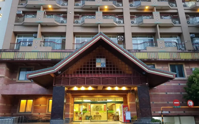 Huya Hotel