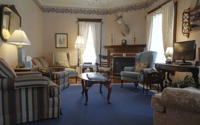 Arcadia House Bed & Breakfast