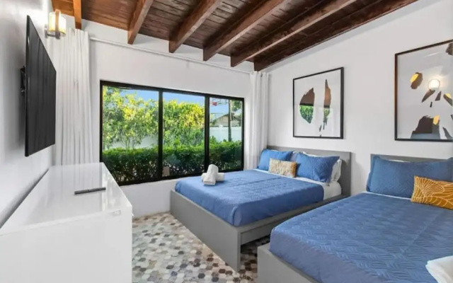 Luxury Miami Stay by Glam Homes