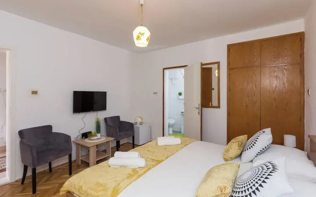 Sunset Bay Room