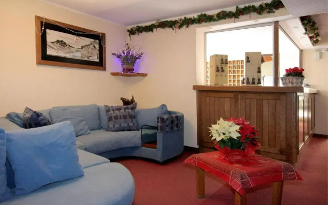 Hotel Jam Session