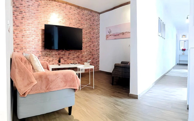 Apartment Alegranza in the Beautiful Village of Mozaga, Lanzarote