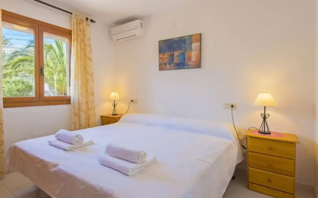 Villa - 4 Bedrooms with Pool and WiFi - 106418