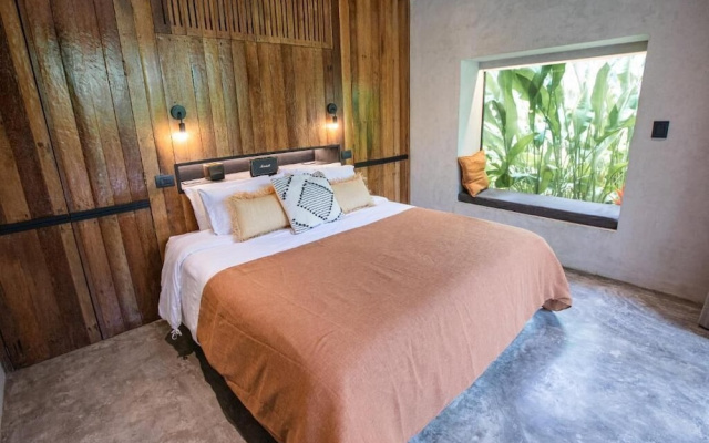 Surfing Temple Boutique Hotel