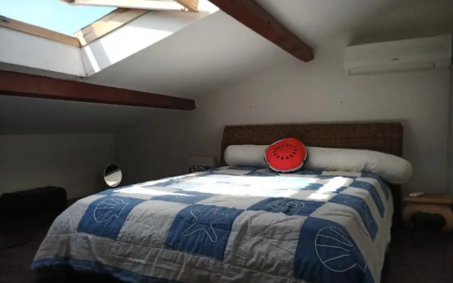 Haut de villa en duplex T2 avec terrasse vue rade