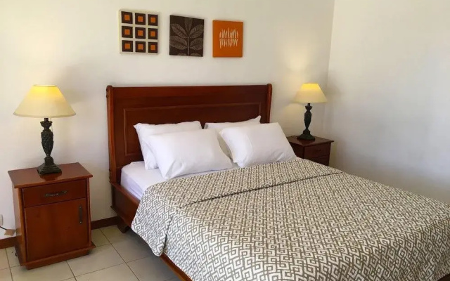 Vista Bahia Beach Resort