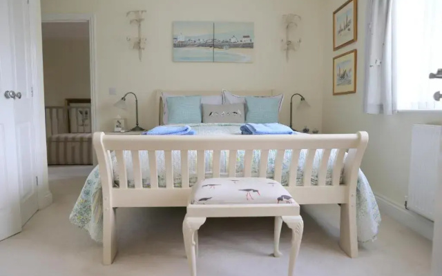 Harlequin Bed Breakfast
