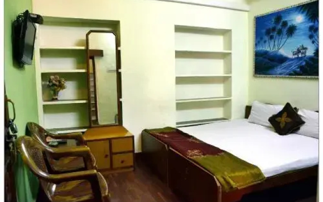 Shree Shyam Guest House by OYO Rooms