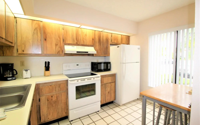 Lakeside Villas 103