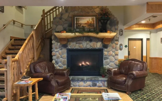 White Oak Inn & Suites