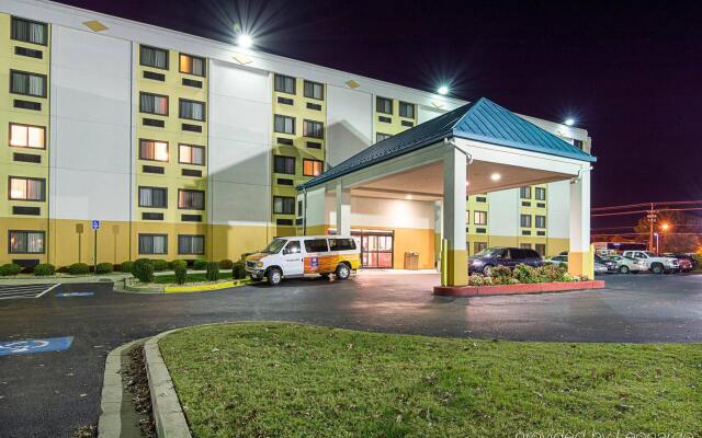 Comfort Inn Oxon Hill 0