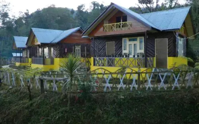 Nature Hilltop Resort