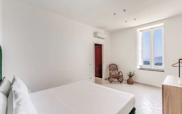 Giulia 2 Villa Apartment Shared Pool Sea Views