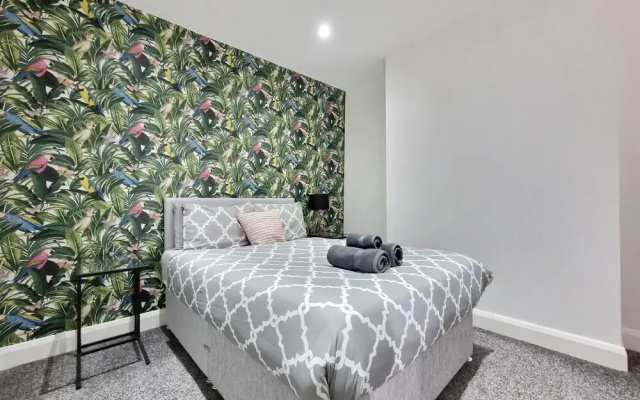 DYSA Promenade Apartments
