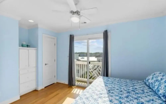 Almost Heaven 4 Bedroom Home by RedAwning