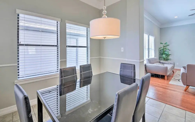 Spacious Houston Home ~ 16 Mi to NRG Stadium!