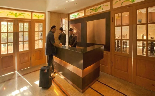 Four Season Resort