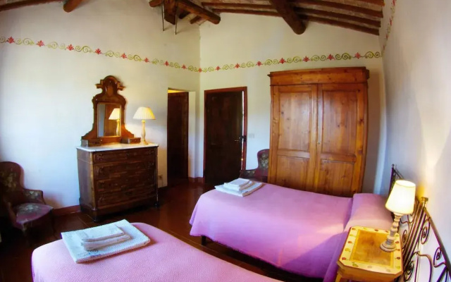 Fattoria Santa Vittoria Apartment Pagliericcio