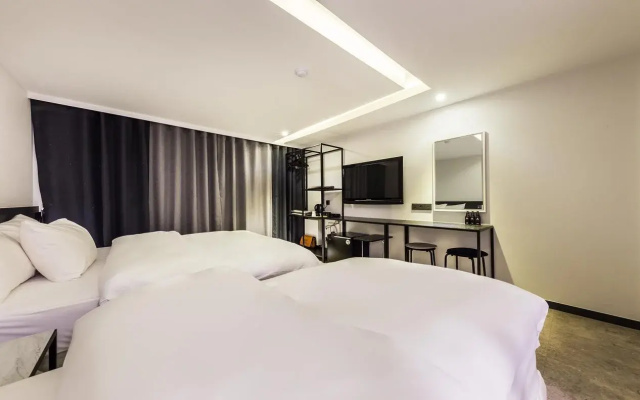 Stay Hotel Seocho