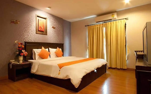 Lanna House