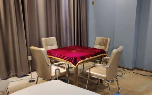 Weining Yueminlong Hotel