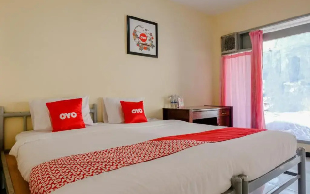 OYO 1289 Cbr Residence