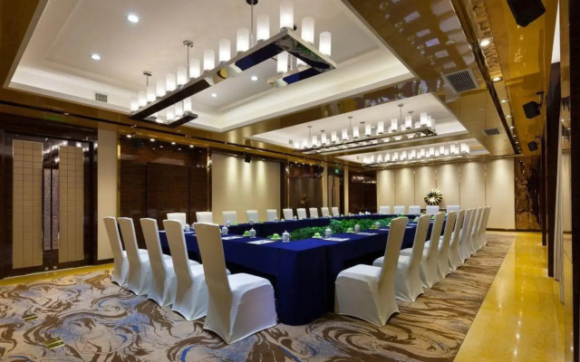 Junhua Hotel