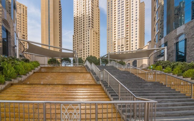 Отель Marina Promenade – Delphine Tower/Dubai Marina 1BR Luxury Apt Sea View Sleeps 3 - HLS 37921 вид на фасад