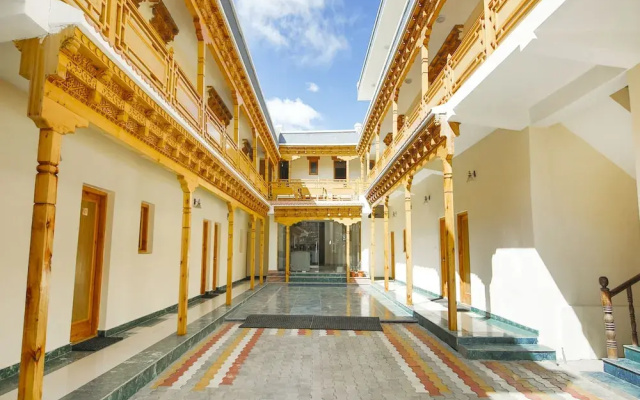 OYO 11388 Hotel Dimbir Regency