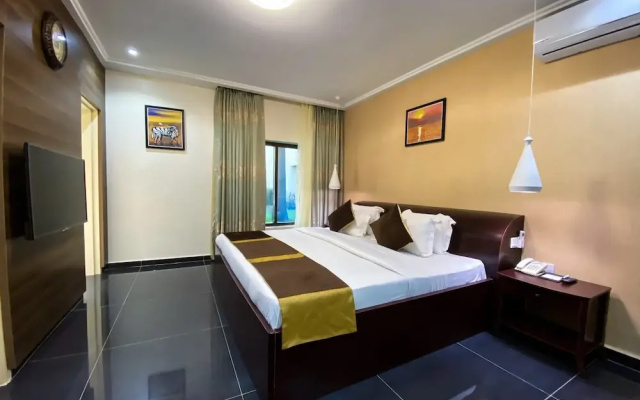 Carlton Gate Hotel Festac